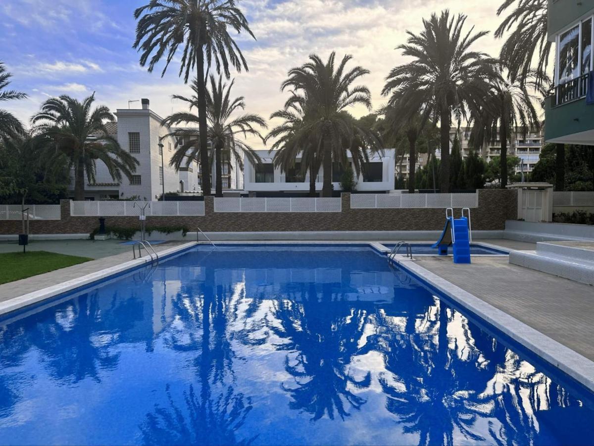 Apartamento Piso A Pie De Playa Con Piscina Y Vistas Al Mar Benicàssim Exterior foto